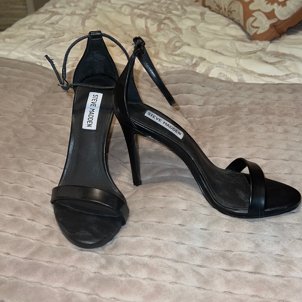 Steve Madden strappy heels